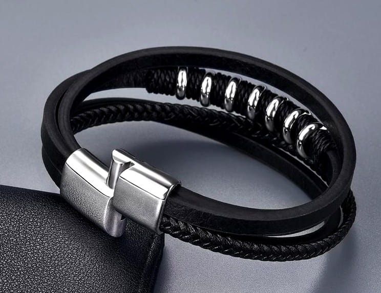 Vīriešu ādas rokassprādze L8, melna A2