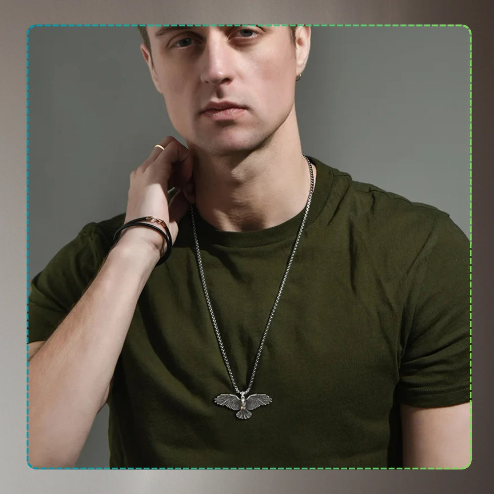 Vīriešu sudraba krāsas kulons ar ērgli