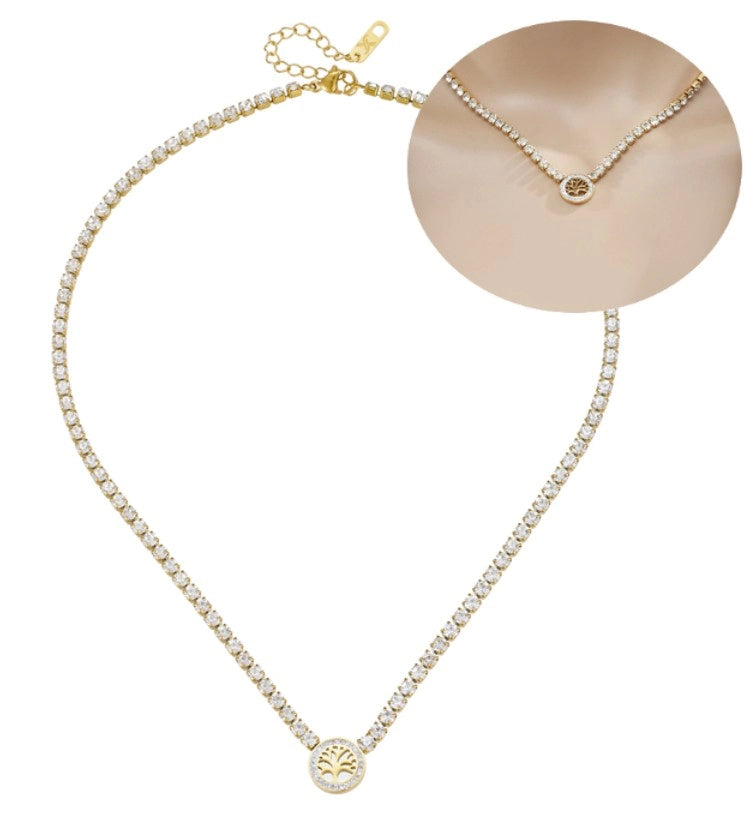 Zelta kaklarota ar koka kulonu un cirkoniem