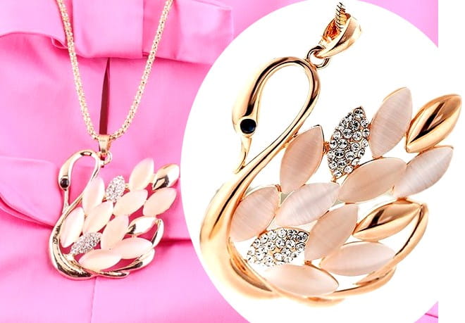 Zelta krāsas gara kaklarota ar gulbi (aptuveni 72 cm)