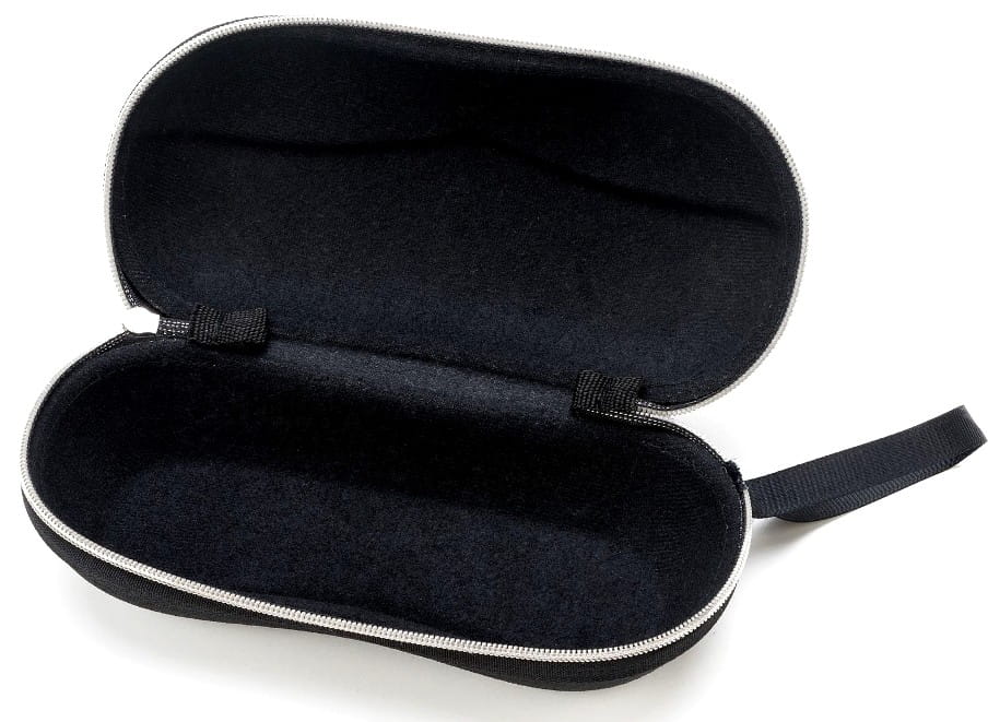 Briļļu maciņš F15