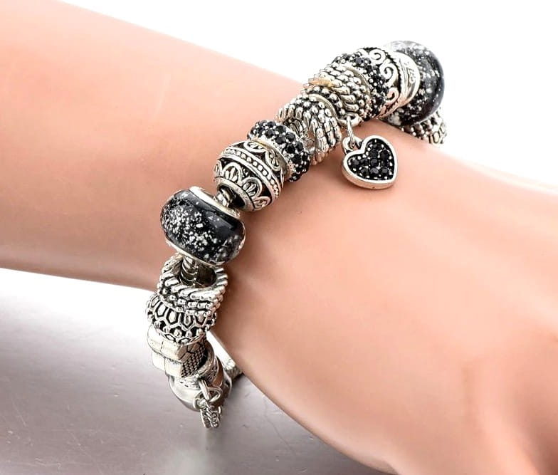 Sieviešu rokassprādze B1, sudraba krāsā