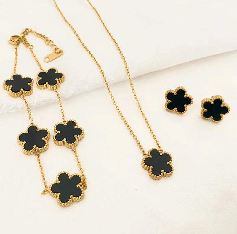 Zelta rotaslietu komplekts A42