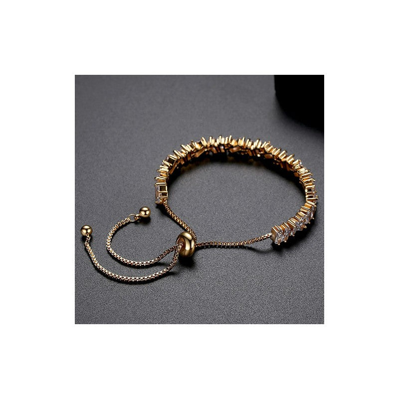 Apzeltīta 14k ķirurģiskā tērauda aproce ar cirkoniem BST1510