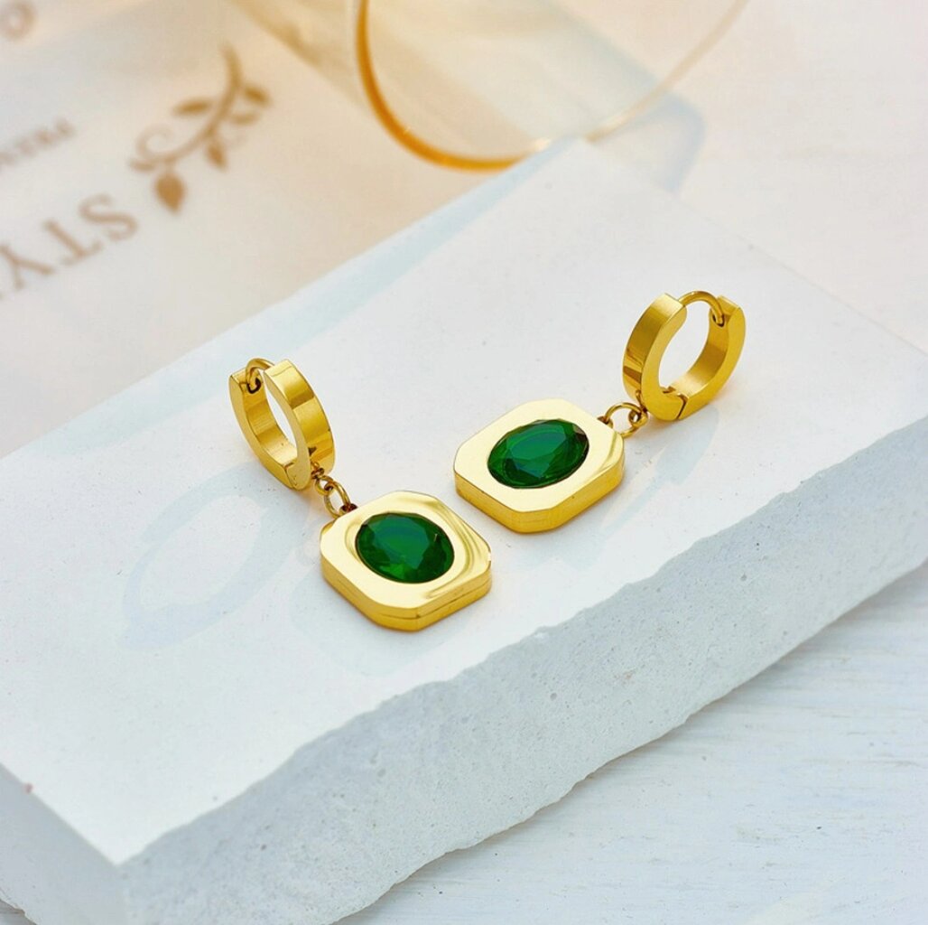 Sieviešu auskari B8, zelta krāsā