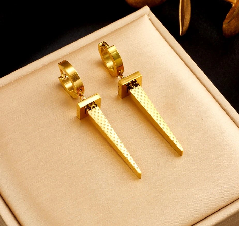 Auskari sievietēm S20