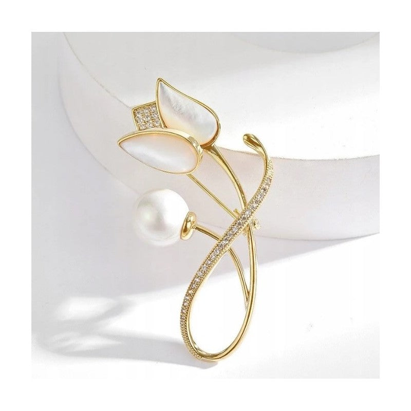 Eleganta zelta krāsas tulpes formas piespraude BZ229