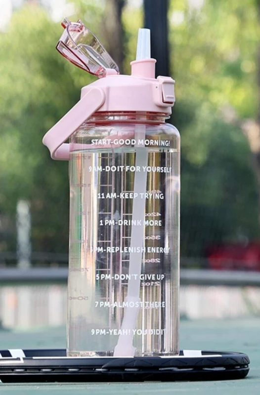 Dzeramā pudele 2000 ml K8