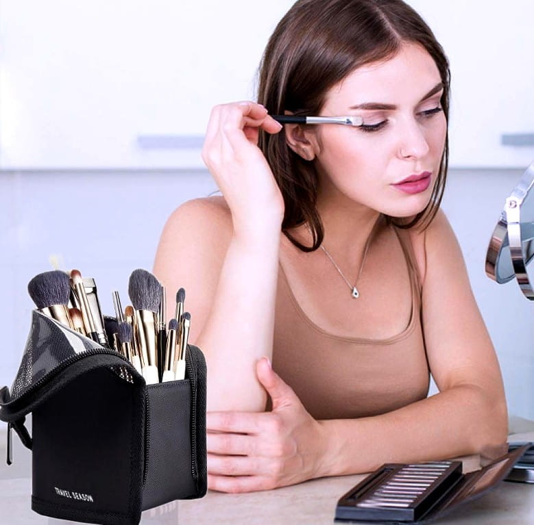 CEĻOJUMU KOSMĒTIKA E32