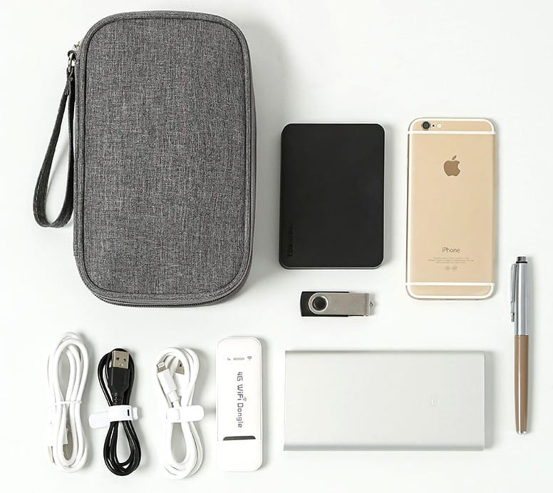 Ceļojumu soma kabeļiem un lādētājiem A1 pelēka