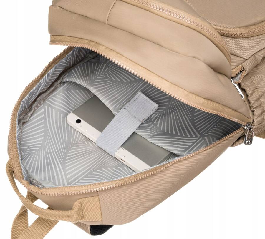 Mugursoma Peterson S208