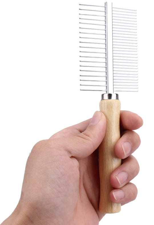 Metāla mājdzīvnieku ķemme T177