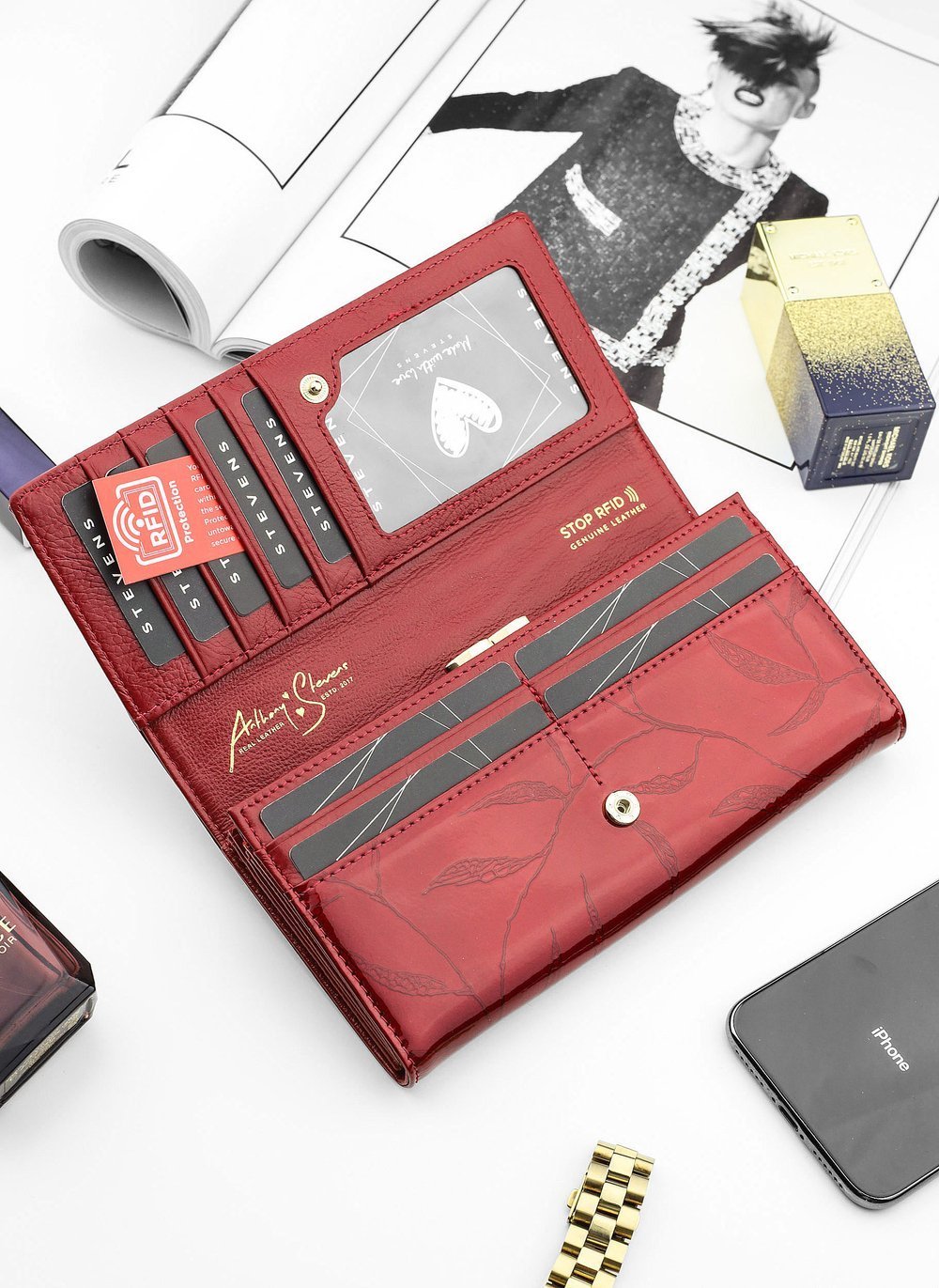 Sieviešu lakotas ādas maks STEVENS sarkanā krāsā D1909