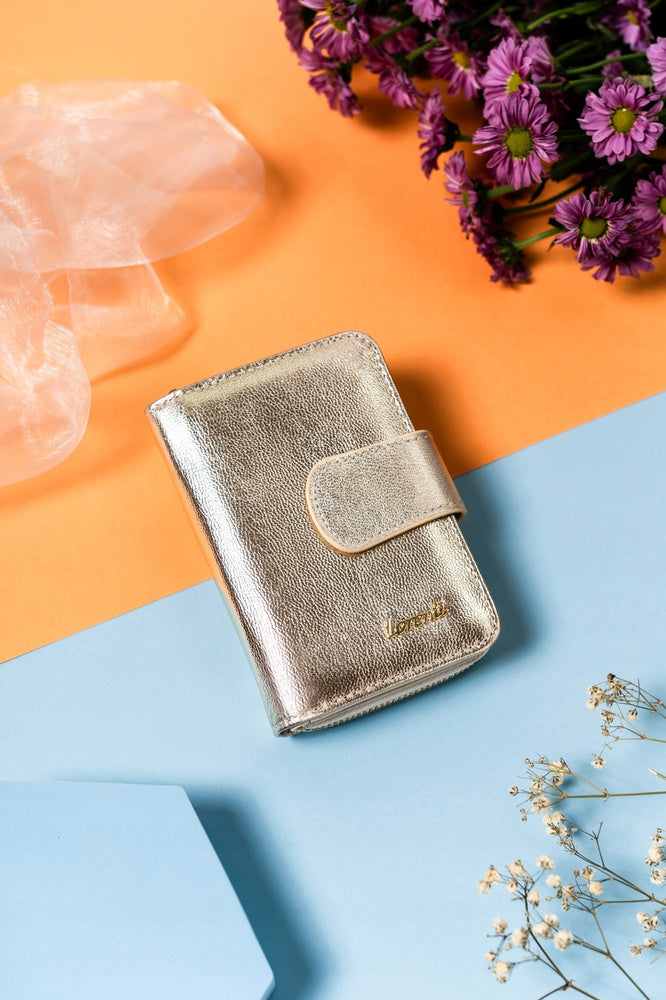 Sieviešu maks C22, zelta krāsā D1797