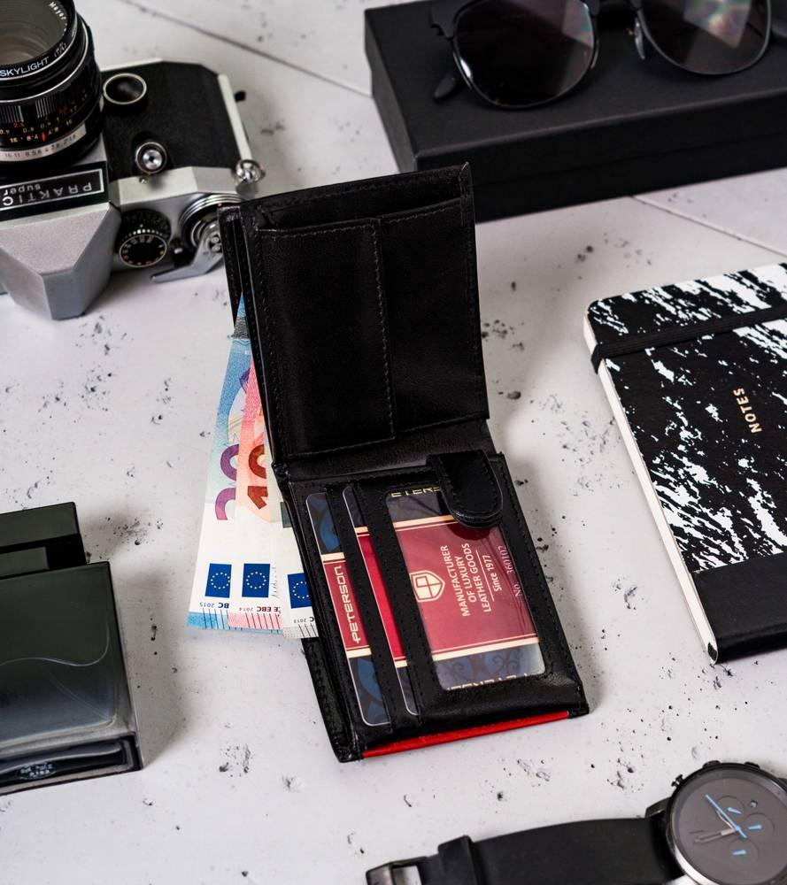 Īstas ādas vīriešu maks Peterson PT46 S770