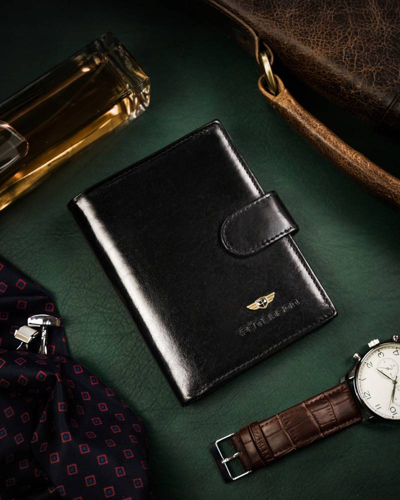 Īstas ādas vīriešu maks Peterson PT64 S750