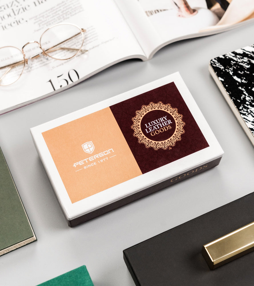 Sieviešu maks Peterson P246 D655