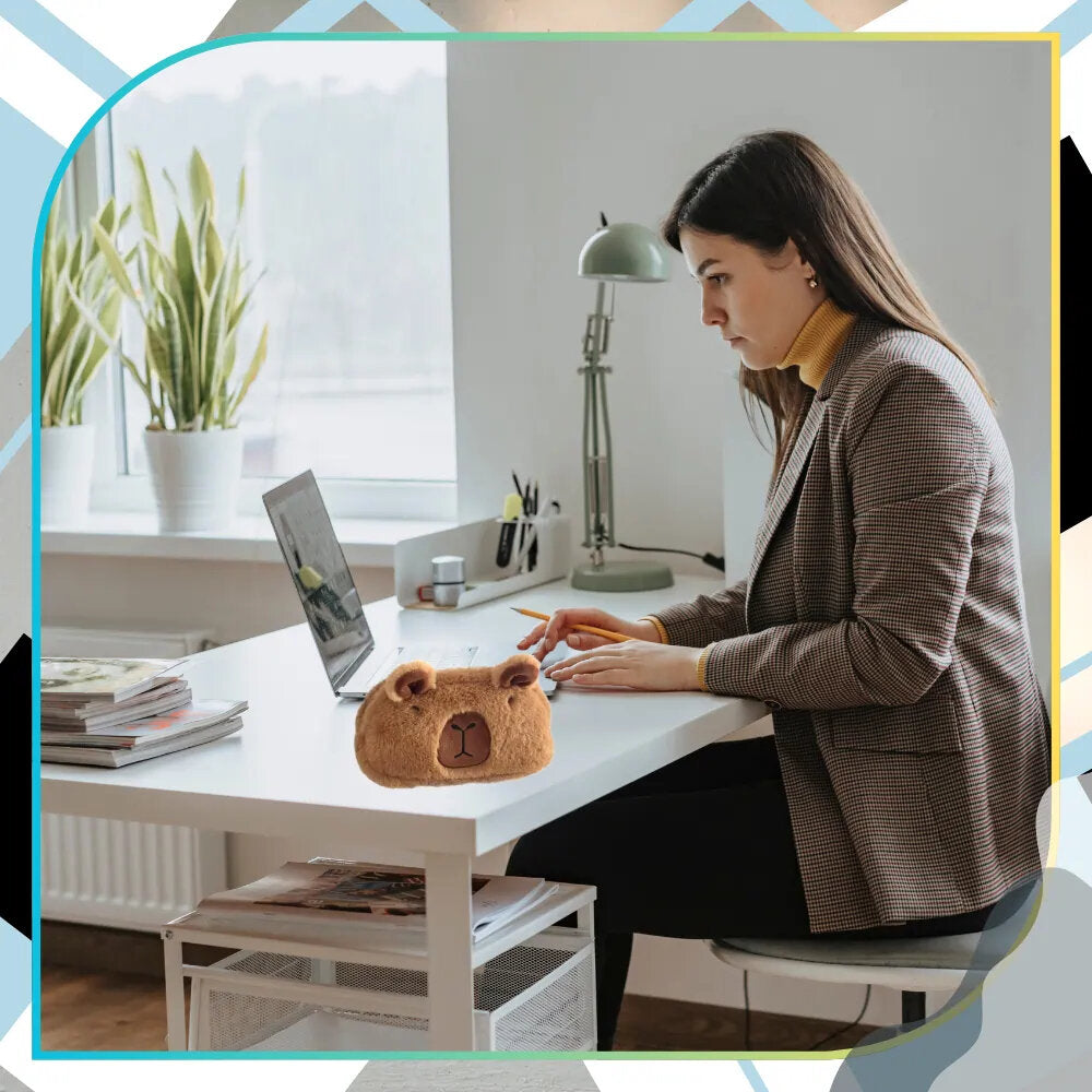 Plīša zīmuļu maciņš bērniem, kapibara