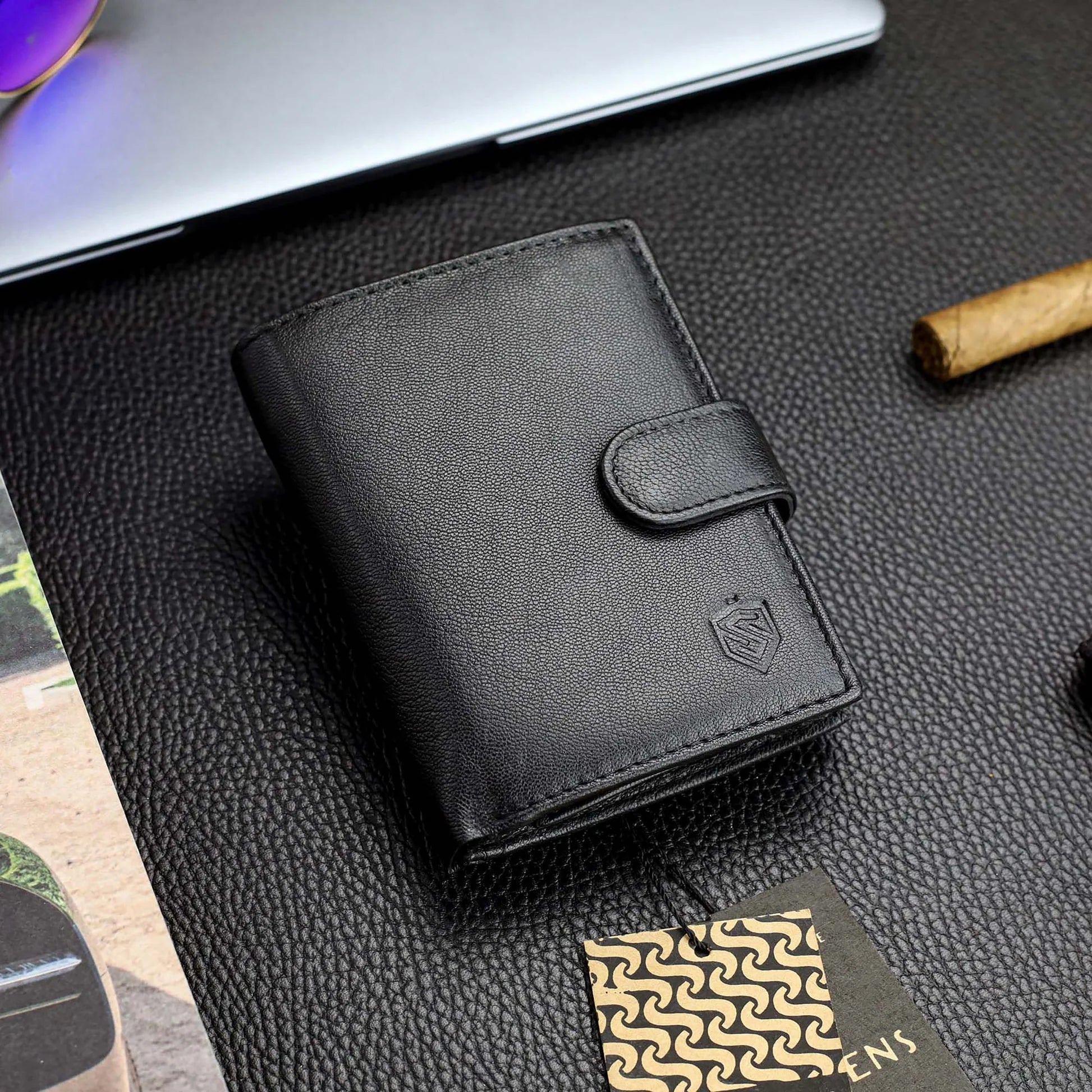 Vīriešu ādas maks koka kastītē Stevens 326A, melns S163