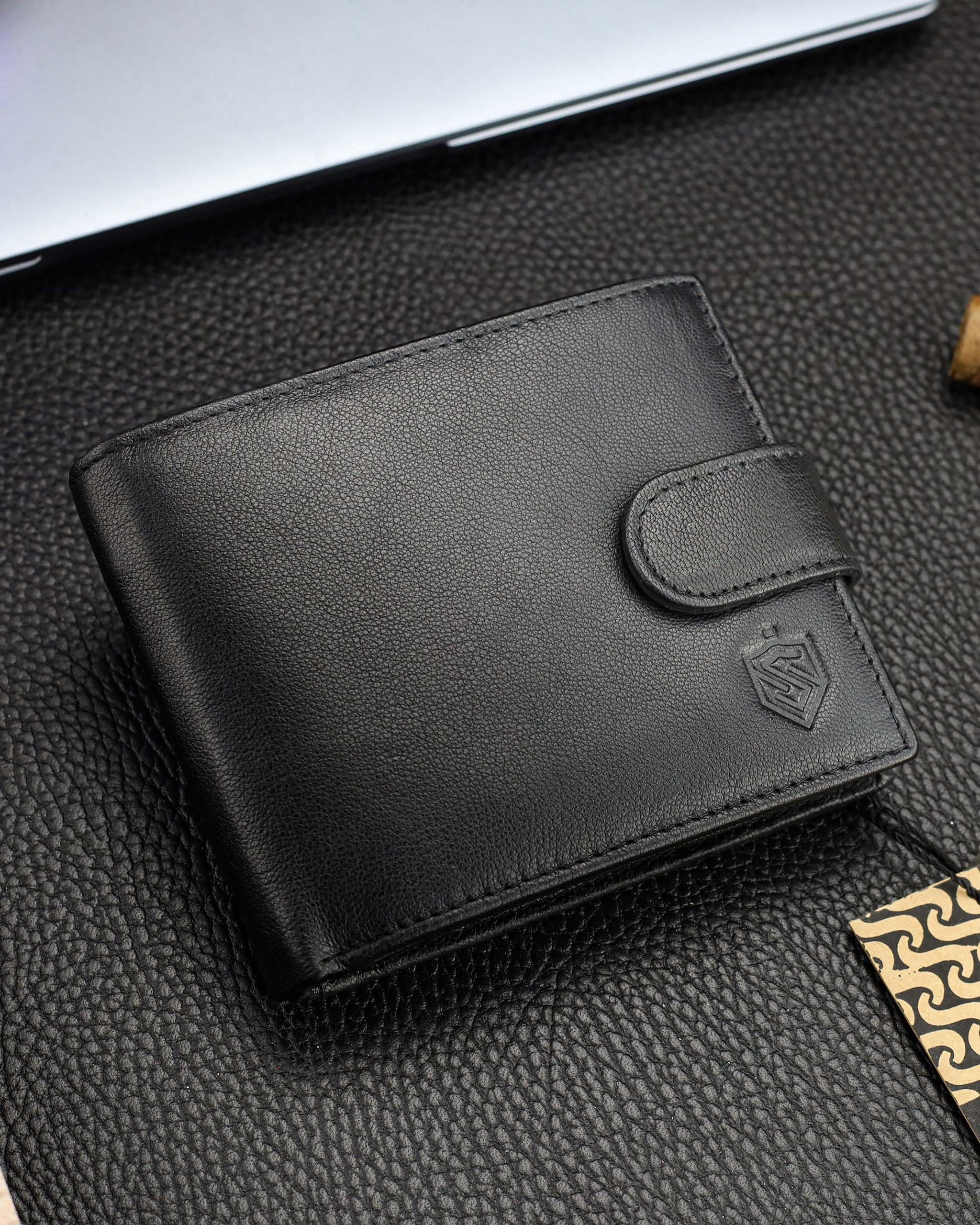 STEVENS dāvanu komplekts - maks un josta koka dāvanu kastītē! D1