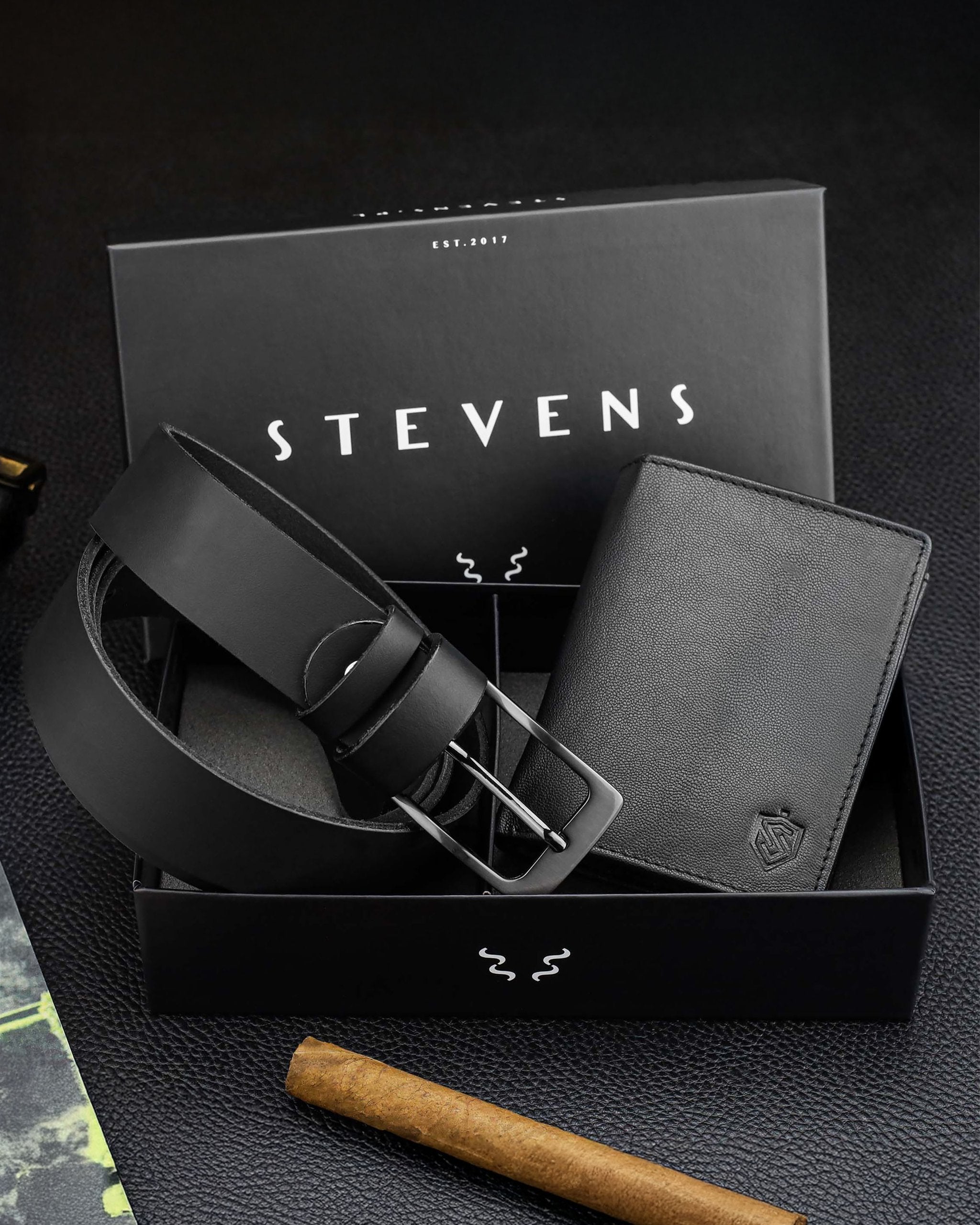 Dāvanu komplekts: maks un josta Stevens, kastītē 326