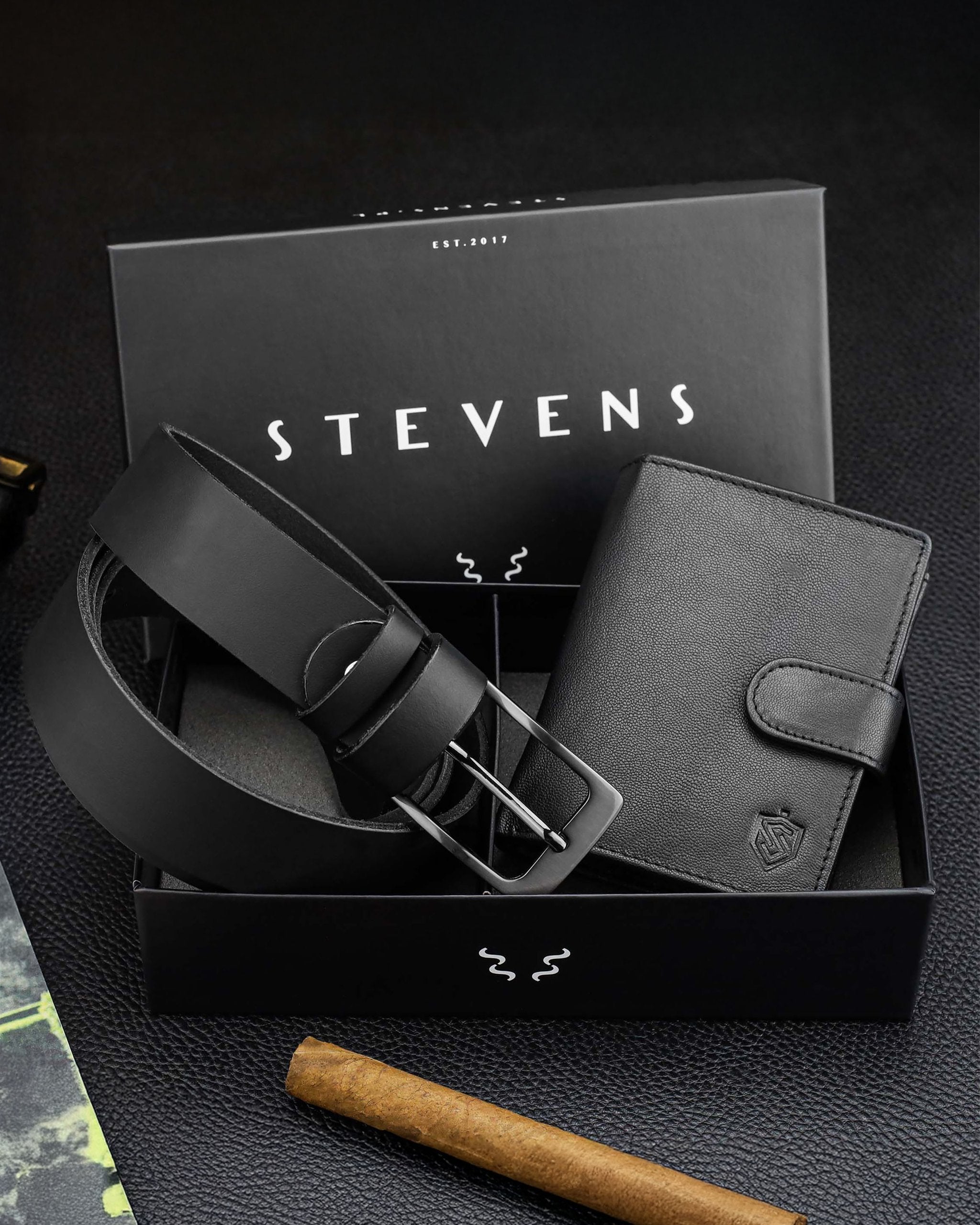 Dāvanu komplekts: maks un josta Stevens, kastītē 326A