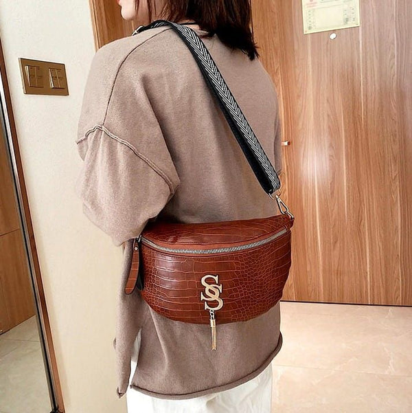 Sieviešu rokassoma S64 R80