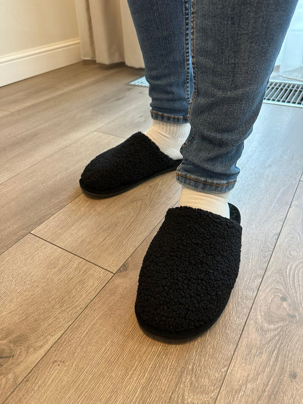 Šiltos šlepetės su minkštu pamušalu, juodos, 45 dydis
