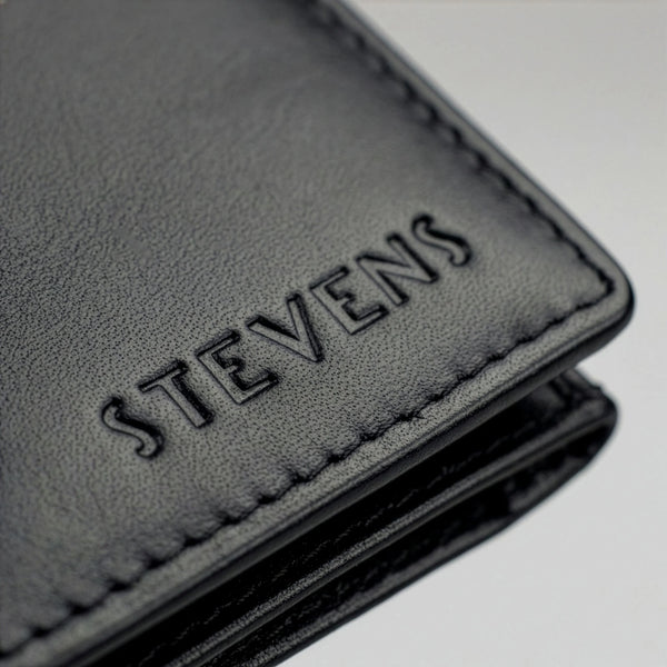Juodas odinis RFID dėklas kortelėms ir automobilio registracijos liudijimui STEVENS D40040