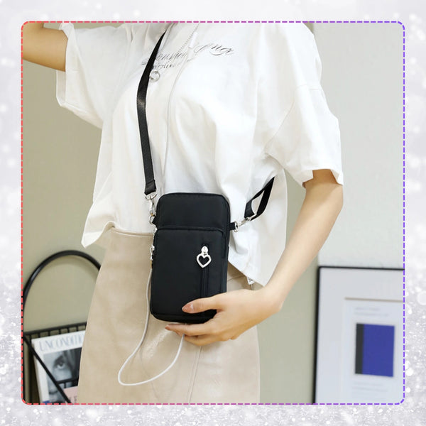 Maza sieviešu rokassomiņa T72, melna