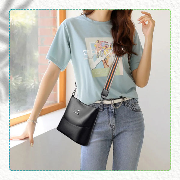 Sieviešu rokassoma R19, melna R512