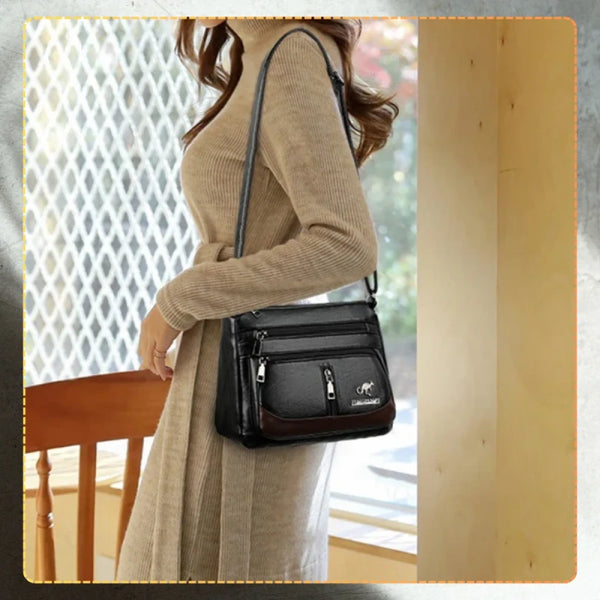 Sieviešu rokassoma D18, melna R296