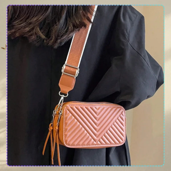 Sieviešu rokassoma D14, brūna R300