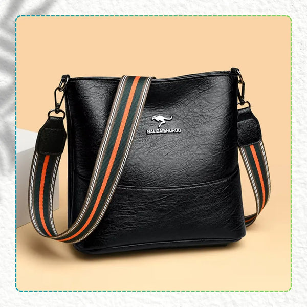 Sieviešu rokassoma R19, melna R512