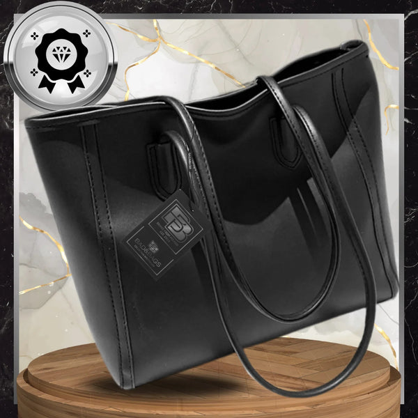 Sieviešu ādas rokassoma BAD&amp;BAGS, melna N499