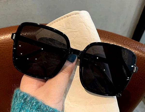 Saulesbrilles sievietēm C22BLACK