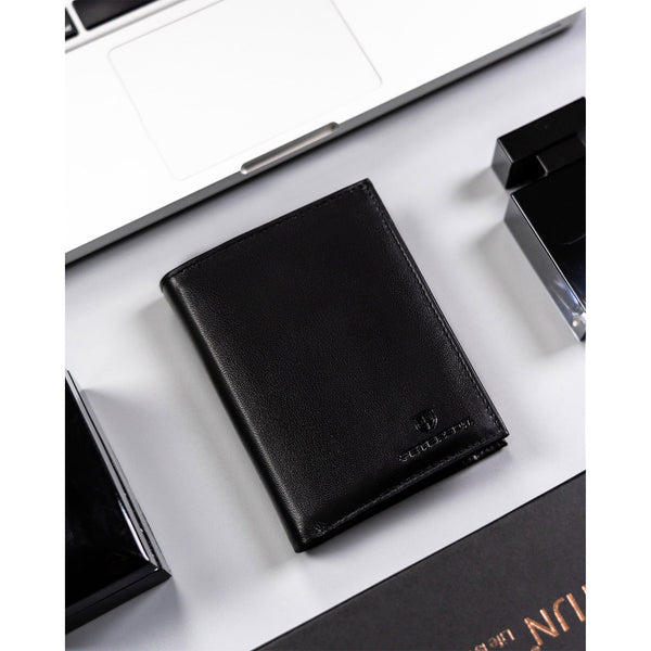 Elegants komplekts viņam ar ādas maku - Peterson T60