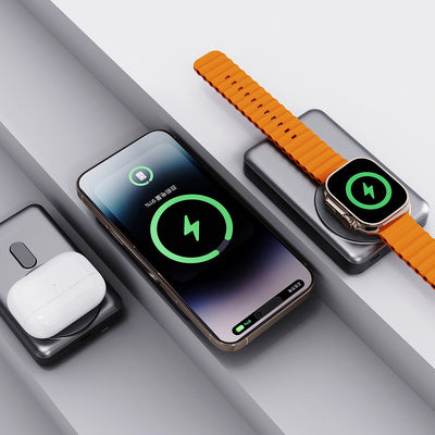 Dudao K29 10000mAh PD 20W MagSafe ārējais akumulators ar metāla korpusu, statīvu un integrētiem USB-C/Lightning kabeļiem - sudrabkrāsas