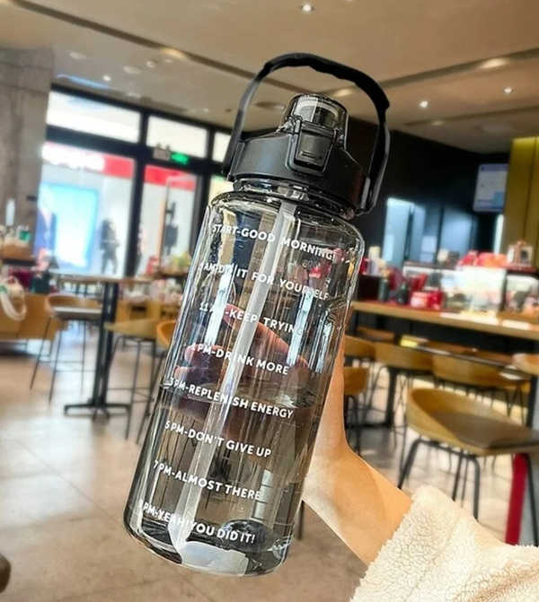 Dzeramā pudele 2000 ml K7
