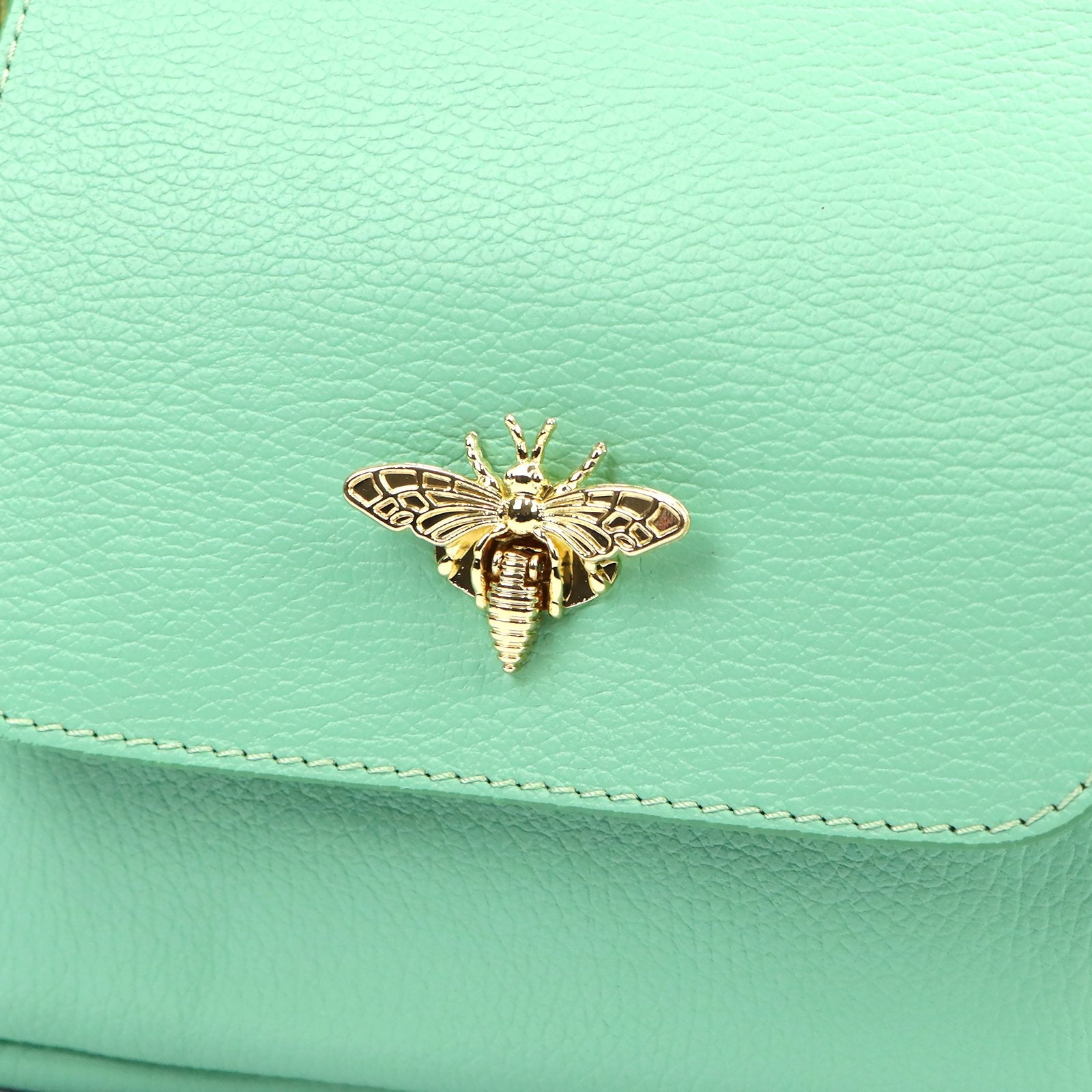 Luka 19-68 DOLARO Bzzz mėtų spalvos odinė rankinė miętowy