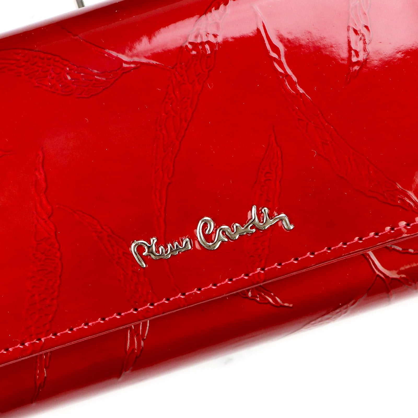 Pierre Cardin 02 LEAF-N 108 raudona lakuotos odos piniginė czerwony