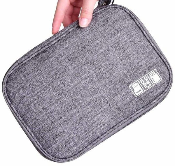 Ceļojumu maciņš USB kabeļiem un lādētājiem