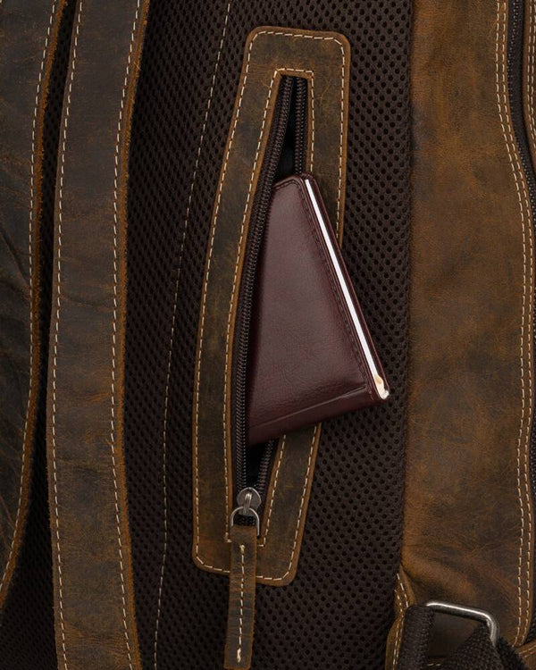 Mugursoma Peterson S131