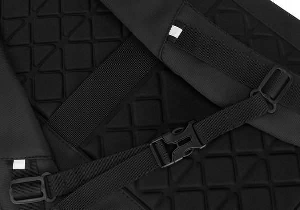 Mugursoma Peterson S84