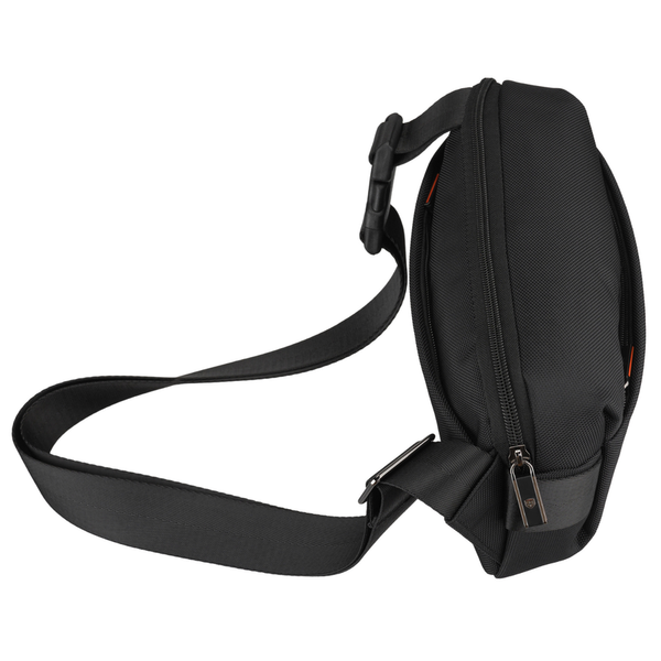 Vīriešu mazā melnā "Peterson" vieglā pilsētas soma pāri plecam (crossbody), aizverama ar rāvējslēdzēju, no tekstila D89