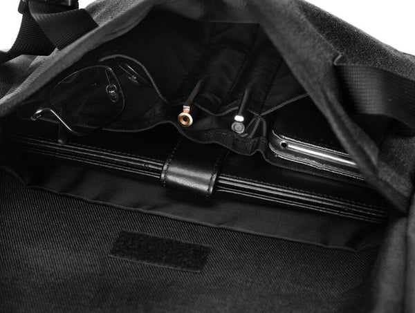 Liela "David Jones" mugursoma ar klēpjdatora nodalījumu un USB savienojumu, melna, tekstila RT64