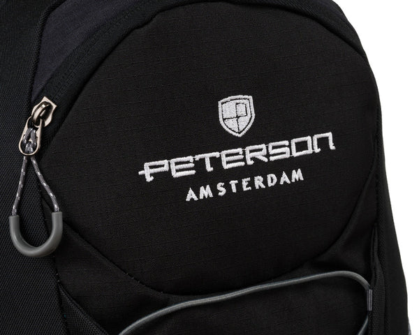 Viegla tekstila tūrisma mugursoma „Peterson“ ar krūšu siksnu, melna K11