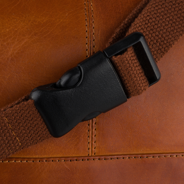 Peterson vīriešu maza ādas jostas un plecu soma (crossbody), brūna RT7