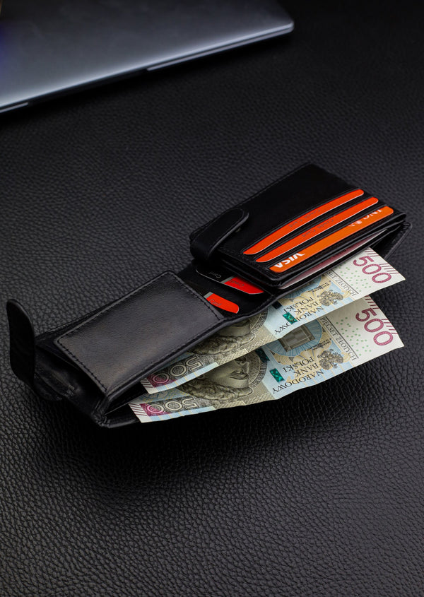 Vīriešu ādas maks Pierre Cardin ar RFID aizsardzību A323206 