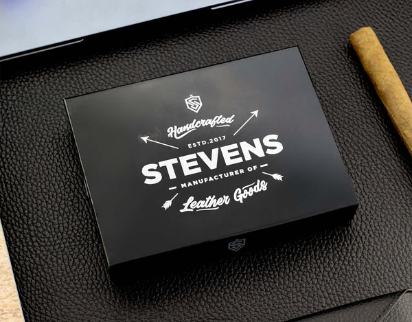 Vīriešu ādas maks STEVENS ar RFID aizsardzību, brūnā krāsā S195 